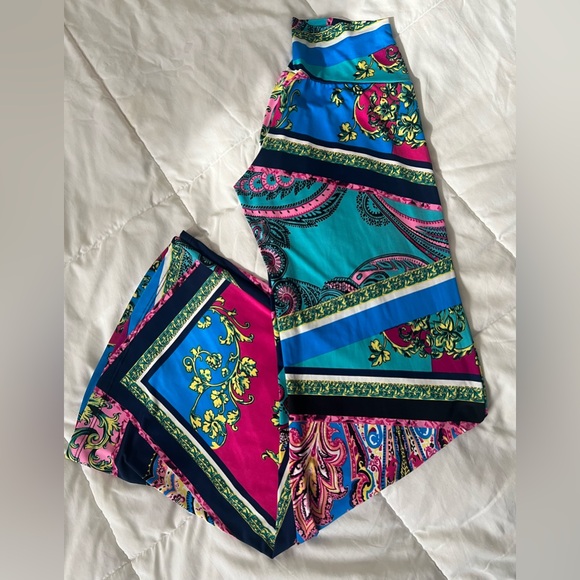 Vibrant Patterned Pants - Picture 4 of 5